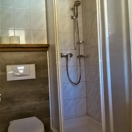 Appartement-pension Familie Gewessler * Bad Mitterndorf